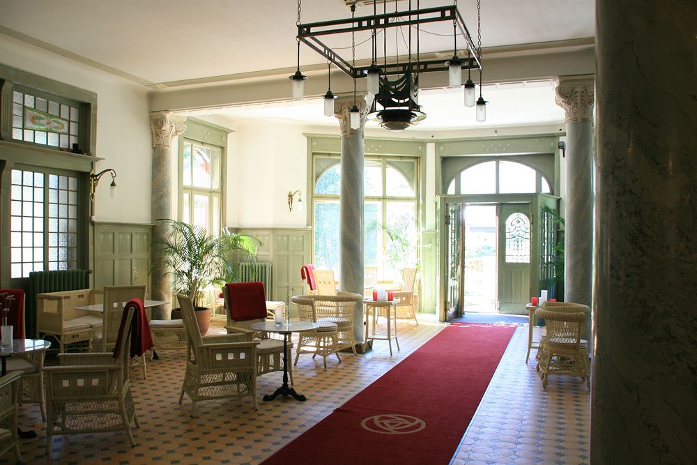 Kurhaus Berguen Hotel Exterior foto